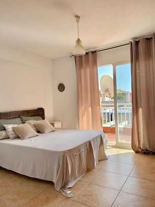 Foto 1 de Casa adossada en venda a Gran Alacant de 3 habitacions amb terrassa i piscina
