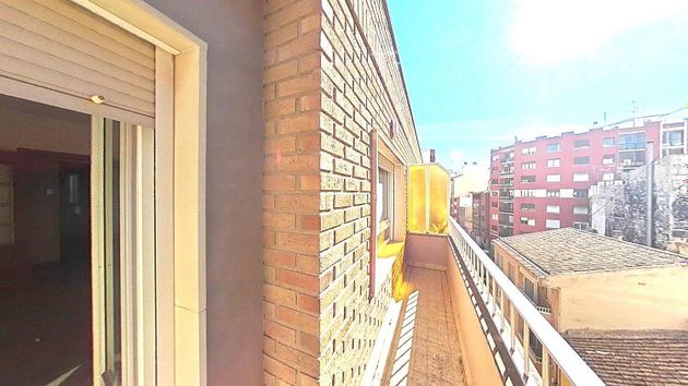 Foto 1 de Pis en venda a Villena de 2 habitacions amb garatge i balcó