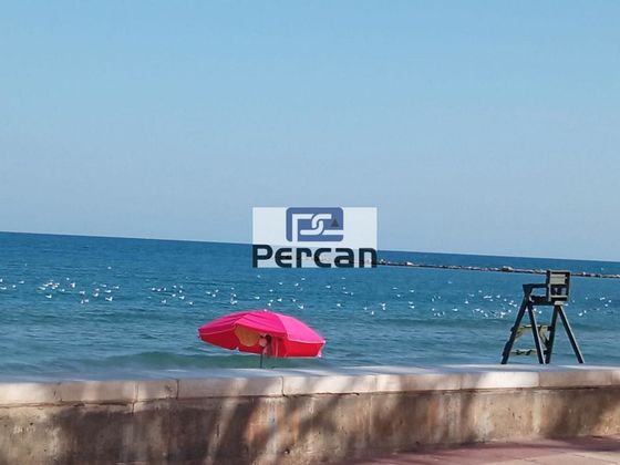 Foto 2 de Xalet en venda a Campello Playa de 3 habitacions amb terrassa
