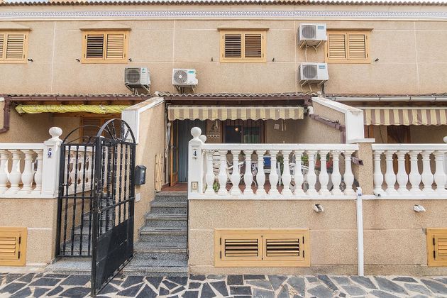 Foto 2 de Casa en venda a avenida Salamanca de 3 habitacions amb terrassa i garatge