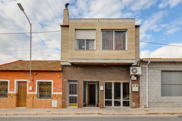 Foto 1 de Casa adossada en venda a calle Vicente Blasco Ibáñez de 3 habitacions amb terrassa i aire acondicionat