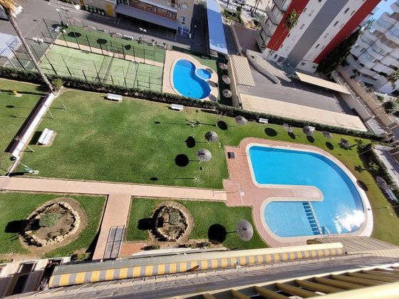 Foto 2 de Alquiler de piso en avenida Costa Blanca de 4 habitaciones con terraza y piscina