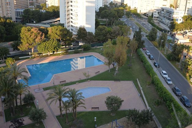 Foto 1 de Alquiler de piso en calle La Melva de 3 habitaciones con terraza y piscina