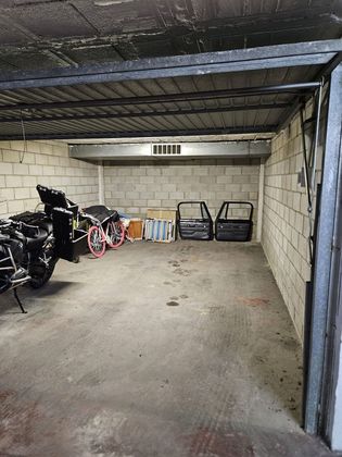 Foto 2 de Venta de garaje en avenida Bruselas de 27 m²