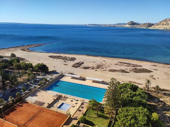 Foto 1 de Piso en venta en Cabo de las Huertas de 5 habitaciones con terraza y piscina