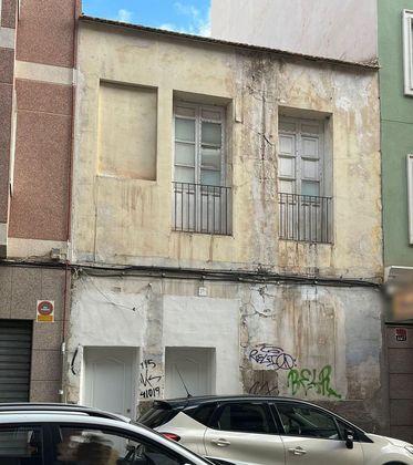 Foto 1 de Xalet en venda a calle Fra Pere Balaguer de 3 habitacions i 176 m²