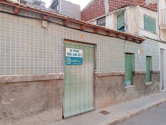 Foto 1 de Casa en venda a El Raval - Portes Encarnades de 3 habitacions i 63 m²