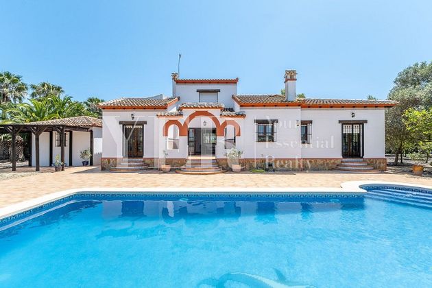Foto 2 de Casa rural en venda a Daya Vieja de 4 habitacions amb terrassa i piscina
