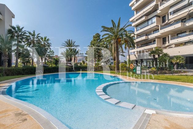Foto 2 de Àtic en venda a calle Remo de 3 habitacions amb terrassa i piscina