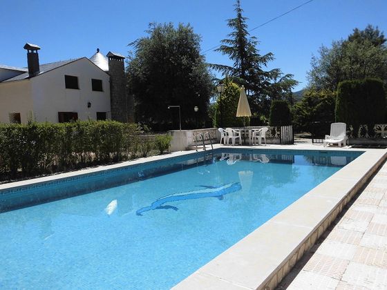 Foto 1 de Xalet en venda a calle Baradello de 7 habitacions amb terrassa i piscina