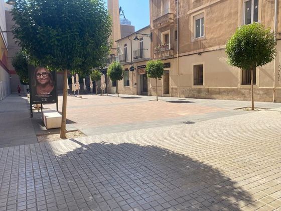 Foto 1 de Local en lloguer a calle Els Alçamora amb terrassa i aire acondicionat