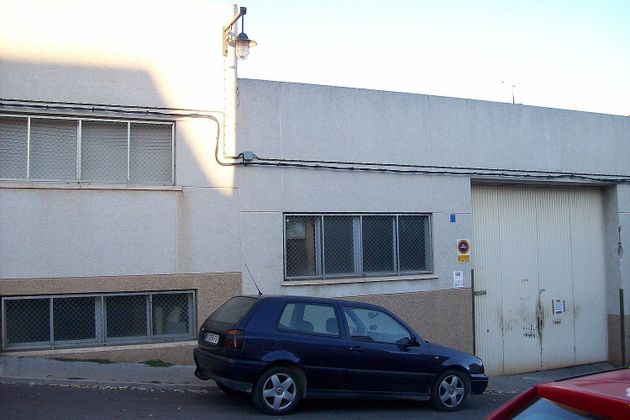 Foto 2 de Nave en alquiler en calle Buixcarró de 765 m²
