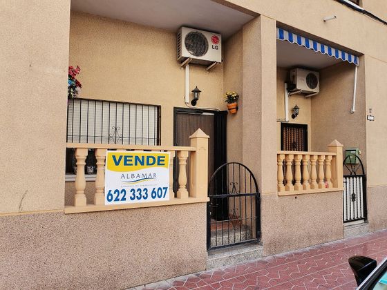 Foto 1 de Pis en venda a calle Cartagena de 2 habitacions amb terrassa i calefacció