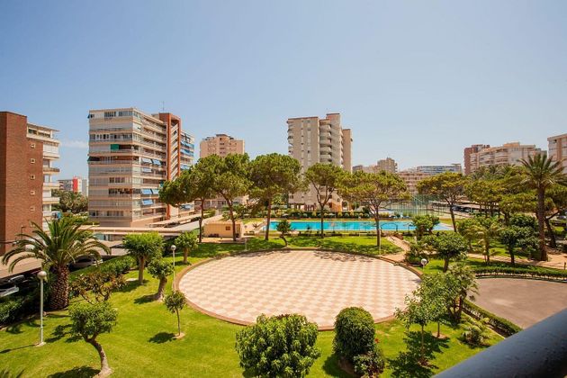 Foto 2 de Pis en venda a avenida De Holanda de 4 habitacions amb terrassa i piscina