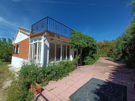 Foto 1 de Casa rural en venta en Torre de Esteban Hambrán (La) de 2 habitaciones con terraza y piscina