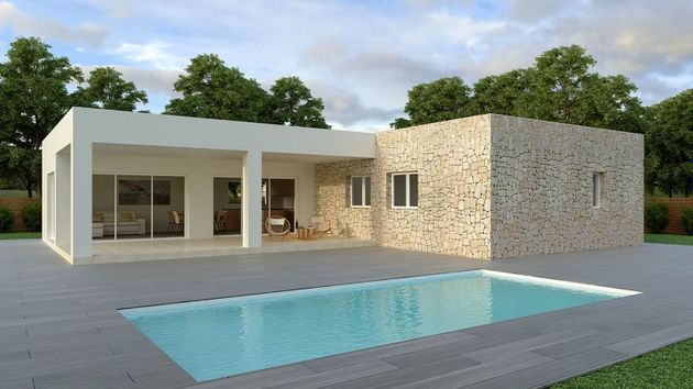 Foto 1 de Chalet en venta en Jumilla de 3 habitaciones con terraza y piscina