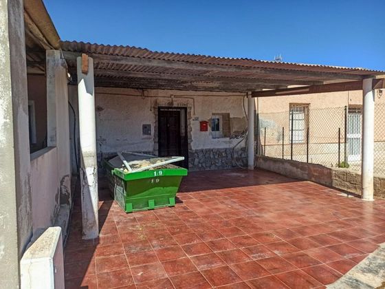 Foto 1 de Casa adossada en venda a Montesinos (Los) de 3 habitacions amb terrassa