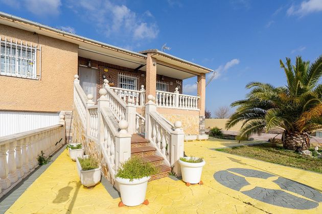 Foto 2 de Xalet en venda a Viso de San Juan (El) de 3 habitacions amb terrassa i piscina
