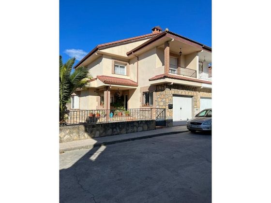 Foto 2 de Casa en venda a Sotillo de la Adrada de 3 habitacions amb terrassa i garatge