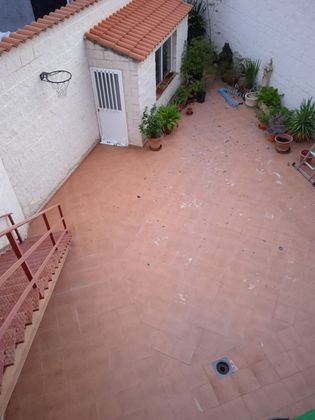 Foto 2 de Chalet en venta en Casco Antiguo Sur de 6 habitaciones con terraza y jardín