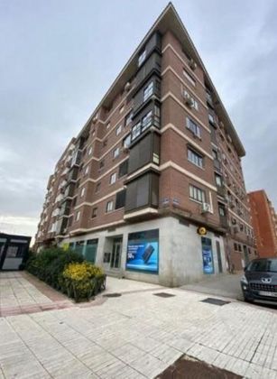 Foto 1 de Local en venda a calle De Extremadura de 192 m²