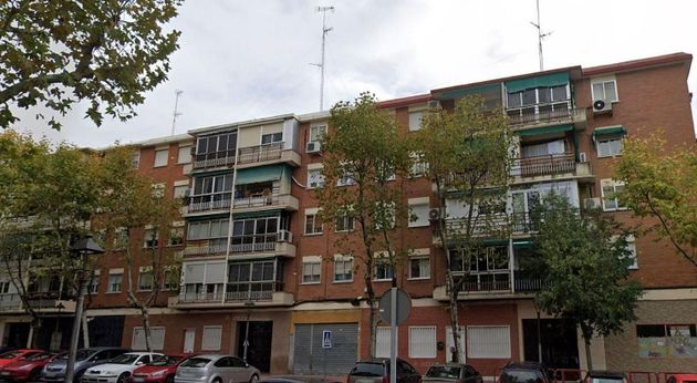 Foto 2 de Piso en venta en Mariblanca - Villafontana de 3 habitaciones con terraza