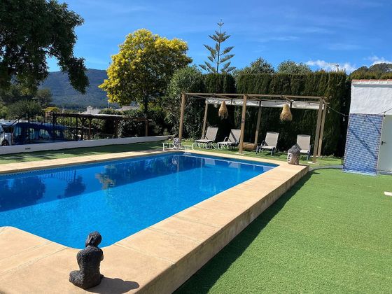 Foto 1 de Xalet en venda a Alcalalí de 5 habitacions amb terrassa i piscina
