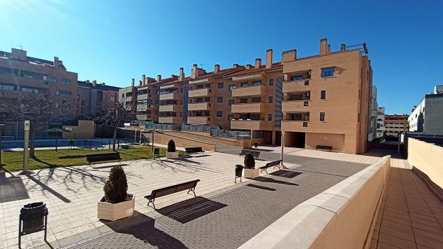 Foto 1 de Piso en venta en El Pinar - La Dehesa - Resto de Navalcarnero de 2 habitaciones con terraza y piscina