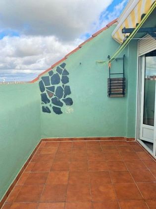 Foto 1 de Àtic en venda a Nuevo Aranjuez de 2 habitacions amb terrassa i calefacció