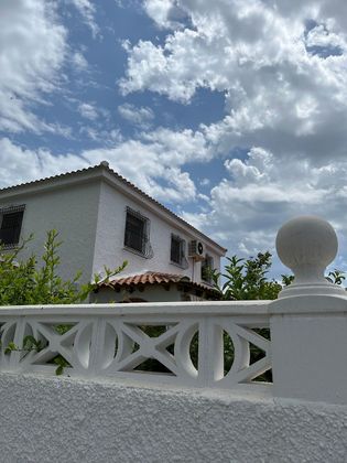 Foto 1 de Casa en venda a Haygon - Universidad de 3 habitacions amb garatge i jardí