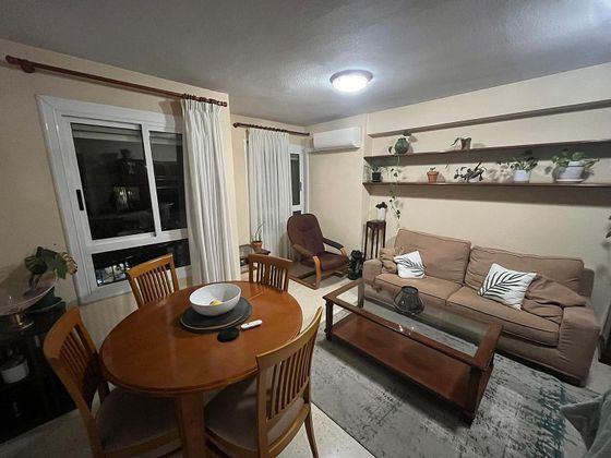 Foto 1 de Piso en alquiler en calle De Haroldo Parres de 4 habitaciones con muebles y balcón
