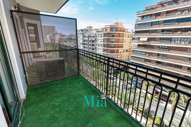 Foto 1 de Pis en venda a Centro - Alicante de 3 habitacions amb terrassa i aire acondicionat
