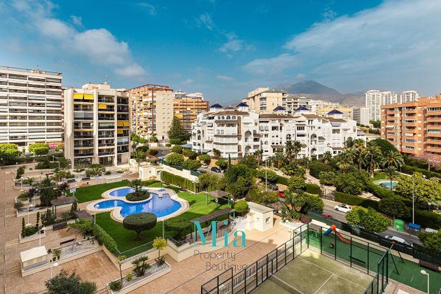 Foto 2 de Pis en lloguer a La Cala de Villajoyosa de 3 habitacions amb terrassa i piscina