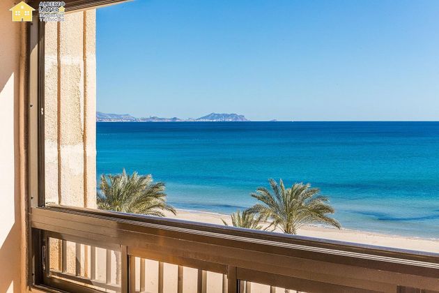 Foto 2 de Pis en venda a Playa Mucha Vista de 3 habitacions amb terrassa i piscina