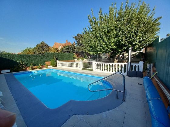 Foto 2 de Casa en venda a Las Conejeras - Esparragal de 6 habitacions amb terrassa i piscina