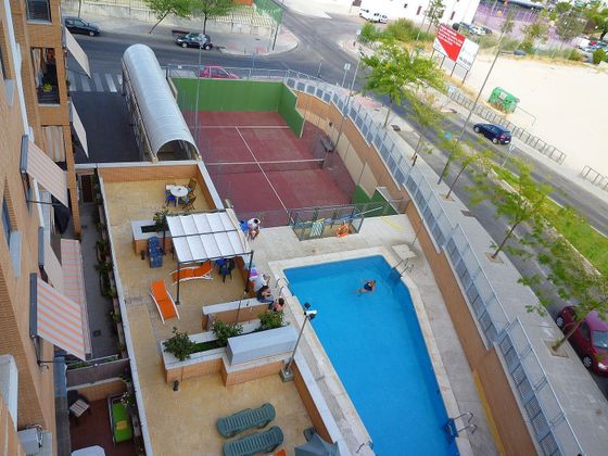 Foto 1 de Piso en venta en El Puerto de 3 habitaciones con terraza y piscina