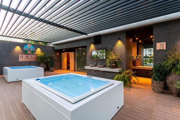 Foto 2 de Àtic en venda a Los Balcones - Los Altos del Edén de 3 habitacions amb terrassa i piscina