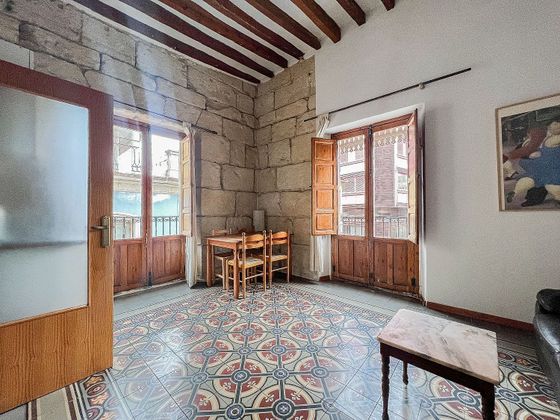 Foto 2 de Pis en venda a Casco Antiguo - Santa Cruz de 2 habitacions amb terrassa i aire acondicionat