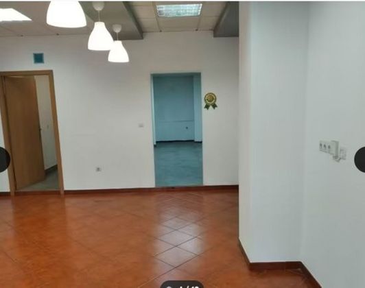Foto 2 de Local en alquiler en Mariblanca - Villafontana de 77 m²