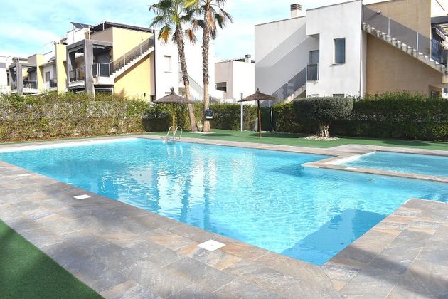 Foto 1 de Pis en venda a calle Pere de Bonvilar de 3 habitacions amb terrassa i piscina