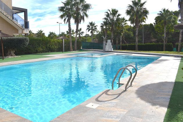 Foto 2 de Pis en venda a calle Pere de Bonvilar de 3 habitacions amb terrassa i piscina