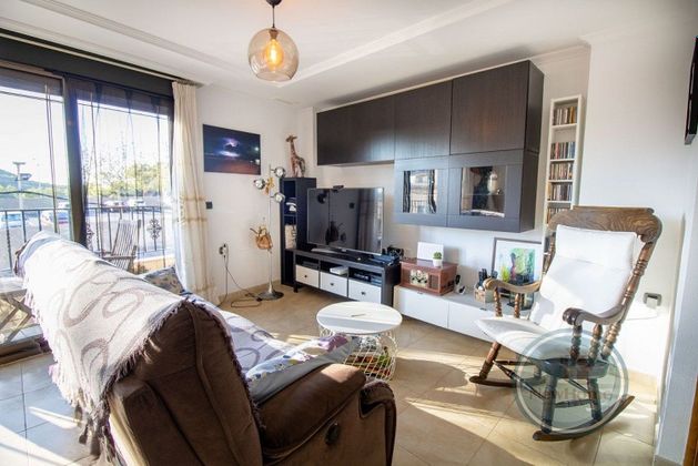 Foto 2 de Dúplex en venda a calle Sant Pere de 3 habitacions amb garatge i balcó