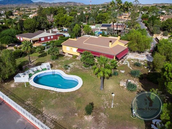 Foto 2 de Xalet en venda a Peña de las Águilas de 7 habitacions amb terrassa i piscina