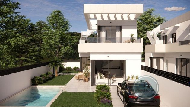 Foto 2 de Chalet en venta en Montesinos (Los) de 3 habitaciones con terraza y piscina