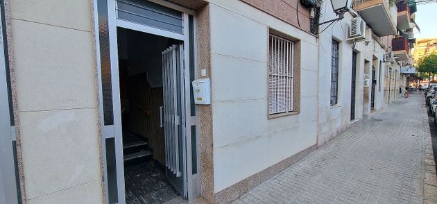 Foto 1 de Pis en venda a calle Román Bono Marín de 2 habitacions amb terrassa