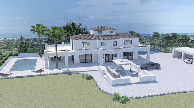 Foto 2 de Casa en venda a Pedreguer de 5 habitacions amb terrassa i piscina