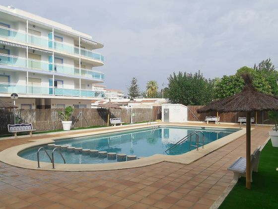 Foto 1 de Venta de piso en Les Marines/Las Marinas de 2 habitaciones con terraza y piscina