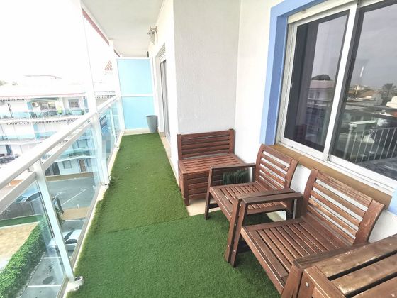 Foto 2 de Venta de piso en Les Marines/Las Marinas de 2 habitaciones con terraza y piscina