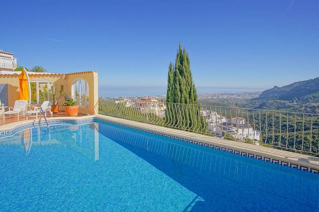 Foto 2 de Xalet en venda a Pego de 5 habitacions amb terrassa i piscina
