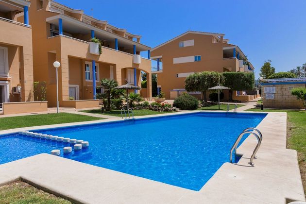 Foto 1 de Venta de dúplex en Arenal de 3 habitaciones con terraza y piscina